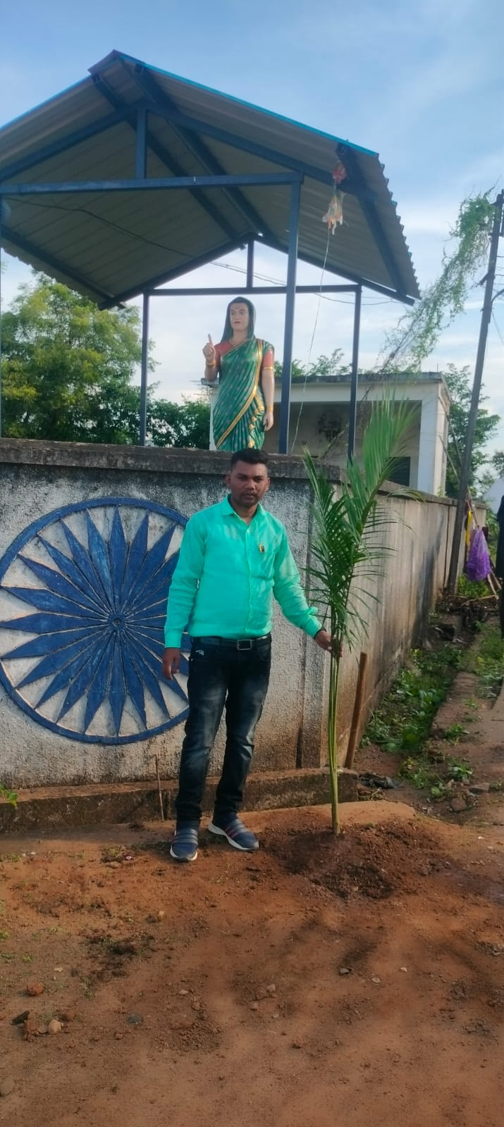 पिढ्यान्पिढ्यांसाठी वृक्षारोपण